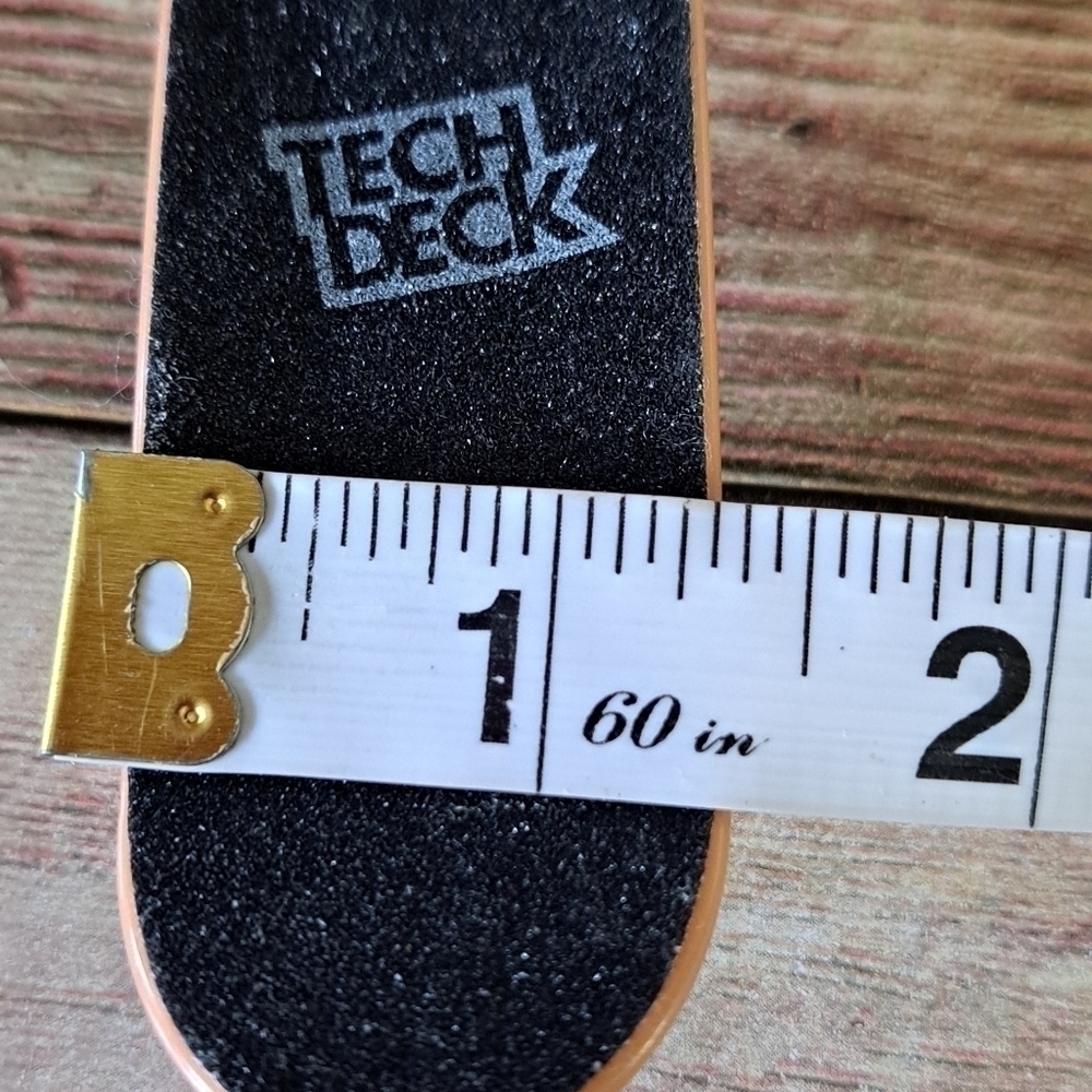 Tech Deck Primative Spencer Hamilton Dimension Fingerboard Deck 4" x 1.3" x 0.7" - Picture 11 of 12